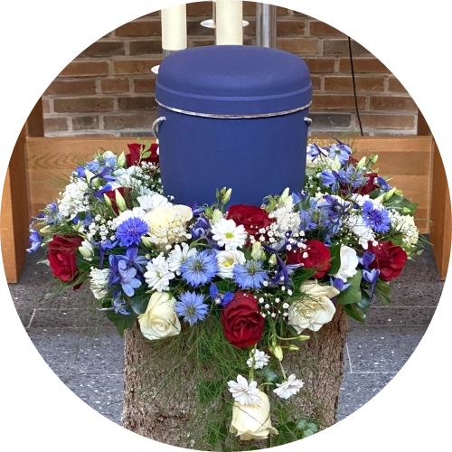 Funeral arrangements for urn burial